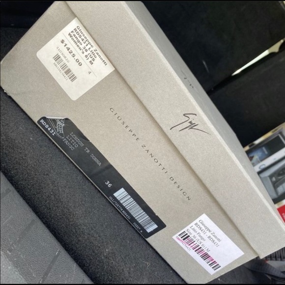 Giuseppe zanotti shoes - Picture 5 of 8